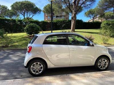 Bianco Usata 2019 Smart ForFour Passion Utilitaria | 19.000 € (Molto cara)