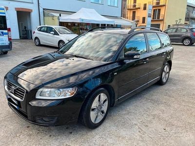 Usata Volvo V50 Momentum 109 CV (80 kW) 2009 Nero Station wagon