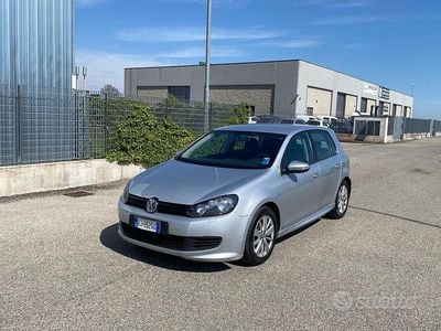 Usata VW Golf VI Highline 122 CV (89 kW) 2011 Grigio Utilitaria