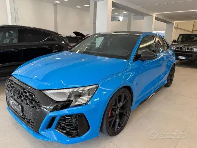 Usata Audi RS3 400 CV (294 kW) 2023 Blu Berlina