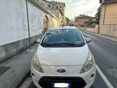 Usata Ford Ka 69 CV (50 kW) 2011 Bianco Utilitaria