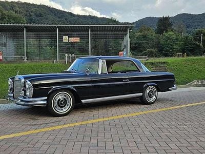 Usata Mercedes W111 SE 120 CV (88 kW) 1962 Coupé