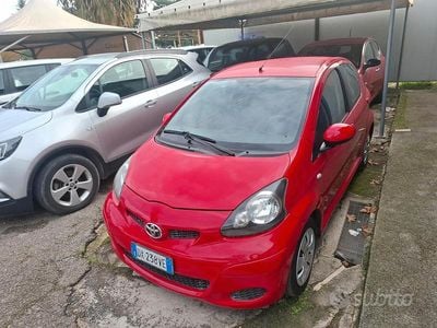 Rosso Usata 2010 Toyota Aygo Utilitaria | 3999 € (Buon prezzo)