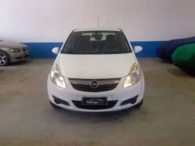 Usata Opel Corsa 60 CV (44 kW) 2007 Bianco Utilitaria