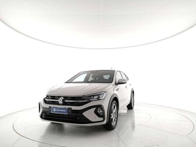 Usata VW Taigo R-line 110 CV (80 kW) 2023 6u ascot grey SUV