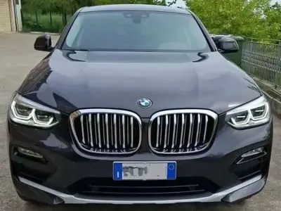 Usata BMW X4 xLine 190 CV (139 kW) 2019 Grigio SUV