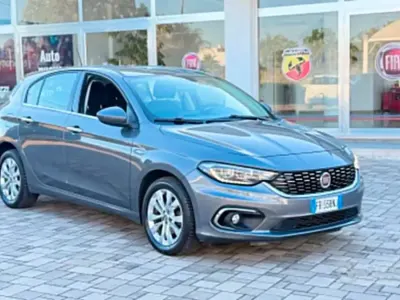 Usata Fiat Tipo Business 120 CV (88 kW) 2018 Grigio Berlina