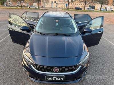 Usata Fiat Tipo Easy 120 CV (88 kW) 2017 Blu Station wagon