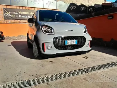 Usata Smart ForTwo Coupé 41 kW (56 CV) 2020 Grigio Utilitaria
