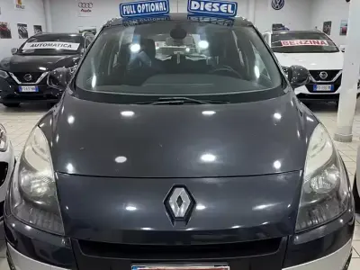 Käytetty Renault Scenic E-Tech 110 HP (80 kW) 2011 Harmaa Tila-auto