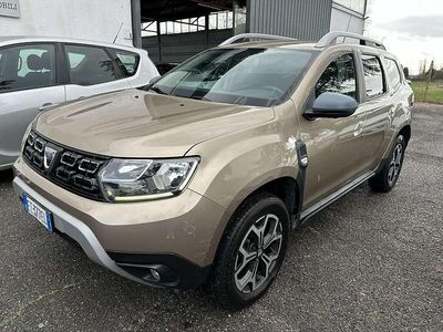 Usata Dacia Duster Prestige 114 CV (83 kW) 2018 Oro SUV