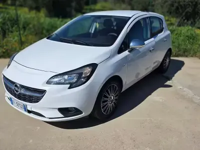 Usata Opel Corsa 90 CV (66 kW) 2016 Bianco Utilitaria