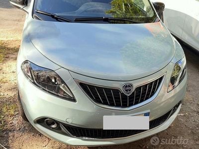 Usata Lancia Ypsilon 69 CV (50 kW) 2023 Verde Utilitaria