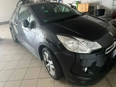 Usata Citroën DS3 So Chic 120 CV (88 kW) 2010 Nero Utilitaria