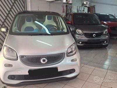 Usata Smart ForFour Prime 90 CV (66 kW) 2017 Grigio Utilitaria