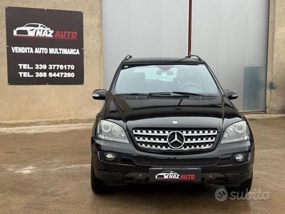 Usata Mercedes ML320 Sport Edition 224 CV (164 kW) 2008 Nero SUV