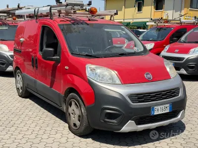 Usata Fiat Fiorino 95 CV (69 kW) 2017 Rosso Monovolume