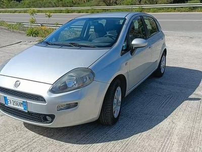 Brugt Fiat Punto Lounge 75 HK (55 kW) 2014 Sølv Hatchback