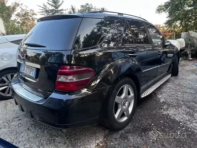 Usata Mercedes ML320 AMG 224 CV (164 kW) 2006 Nero SUV