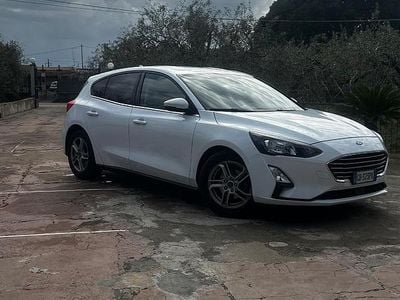 Usata Ford Focus 95 CV (69 kW) 2020 Bianco Berlina