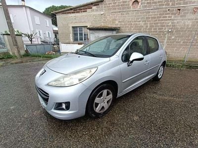 Usata Peugeot 207 70 CV (51 kW) 2010 Argento Berlina