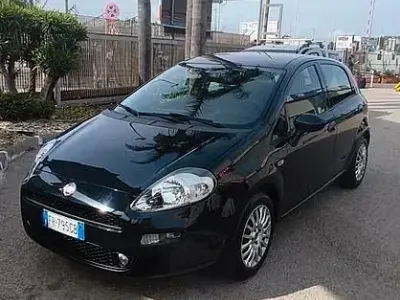 Usata Fiat Punto 95 CV (69 kW) 2018 Utilitaria