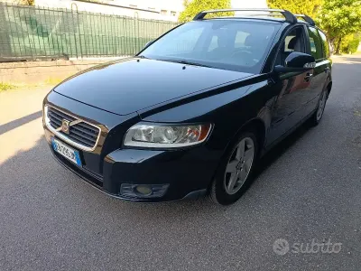 Usata Volvo V50 109 CV (80 kW) 2010 Nero Station wagon