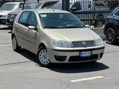 Usata Fiat Punto Classica 69 CV (50 kW) 2008 Beige Utilitaria