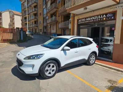 Usata Ford Kuga 120 CV (88 kW) 2022 Bianco SUV