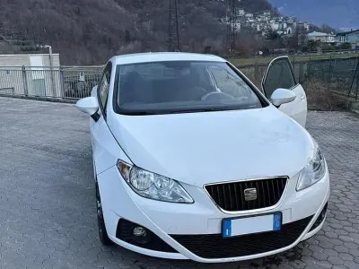 Usata Seat Ibiza 85 CV (62 kW) 2009 Bianco Coupé