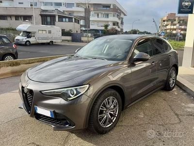 Usata Alfa Romeo Stelvio Business 160 CV (117 kW) 2019 Grigio SUV