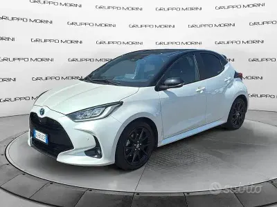 Usata Toyota Yaris Hybrid Style 116 CV (85 kW) 2022 Bianco Berlina