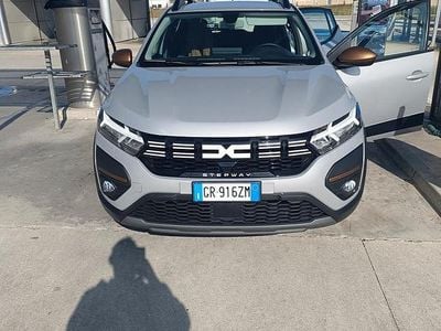 Usata Dacia Sandero Stepway 91 CV (66 kW) 2024 Grigio Berlina