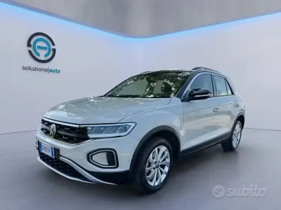 Usata VW T-Roc Style 116 CV (85 kW) 2023 Bianco SUV