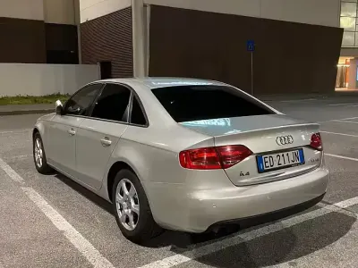 Usata Audi A4 160 CV (117 kW) 2010 Grigio Berlina