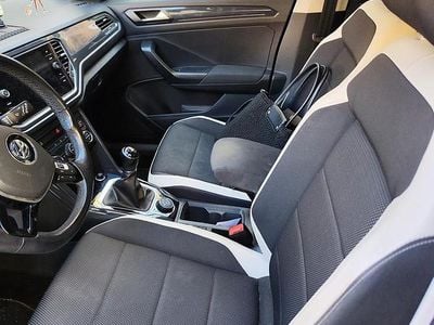 Usata VW T-Roc 150 CV (110 kW) 2019 Nero SUV