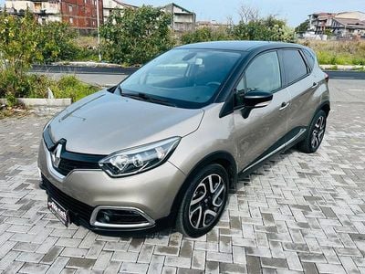 Usata Renault Captur 2016 Grigio SUV