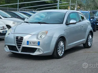 Gebraucht Alfa Romeo MiTo Distinctive 105 PS (77 kW) 2012 Grau Kleinwagen