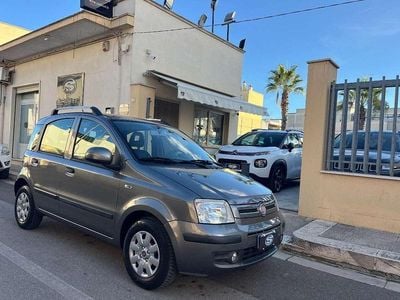 Usata Fiat Panda Dynamic 69 CV (50 kW) 2011 Grigio Berlina