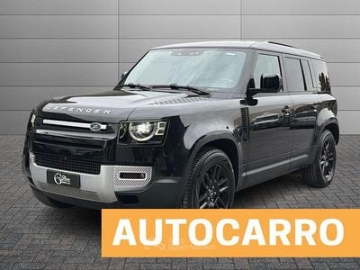 Usata Land Rover Defender SE 200 CV (147 kW) 2023 Nero SUV