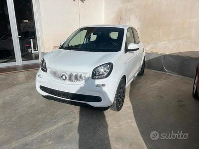 Bianco Usata 2017 Smart ForFour Passion Utilitaria | 11.499 € (Buon prezzo)