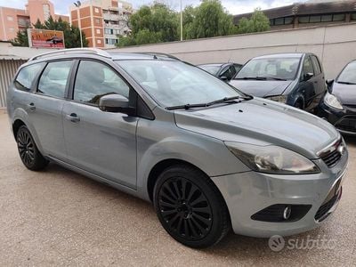 Usata Ford Focus 90 CV (66 kW) 2009 Blu Station wagon