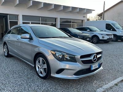 Usata Mercedes CLA180 Premium 108 CV (79 kW) 2017 Grigio Berlina