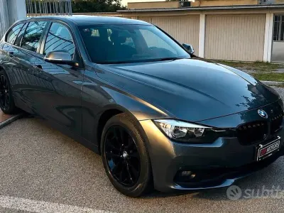 Usata BMW 320 Advantage 163 CV (119 kW) 2016 Grigio Station wagon