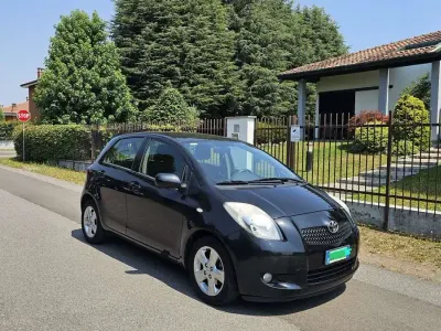 Usata Toyota Yaris Sol 86 CV (63 kW) 2006 Berlina