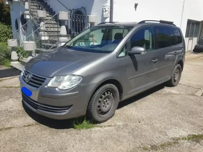 Käytetty VW Touran 109 HP (80 kW) 2008 Tila-auto