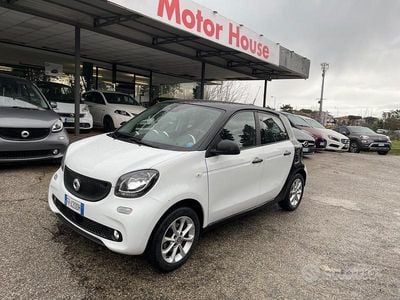 Usata Smart ForFour Passion 70 CV (51 kW) 2018 Bianco Utilitaria