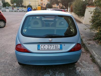 Lancia Ypsilon