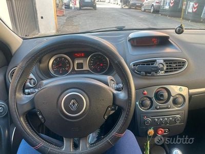 Usata Renault Clio III 75 CV (55 kW) 2008 Nero Utilitaria
