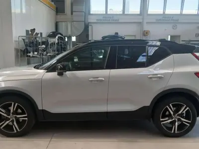 Usata Volvo XC40 R-Design 247 CV (181 kW) 2018 SUV